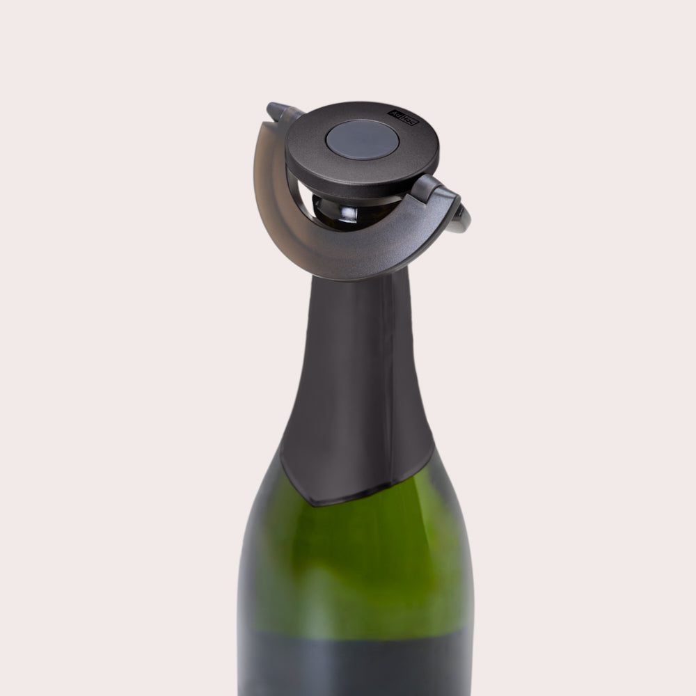 Gusto Champagne Stopper Black