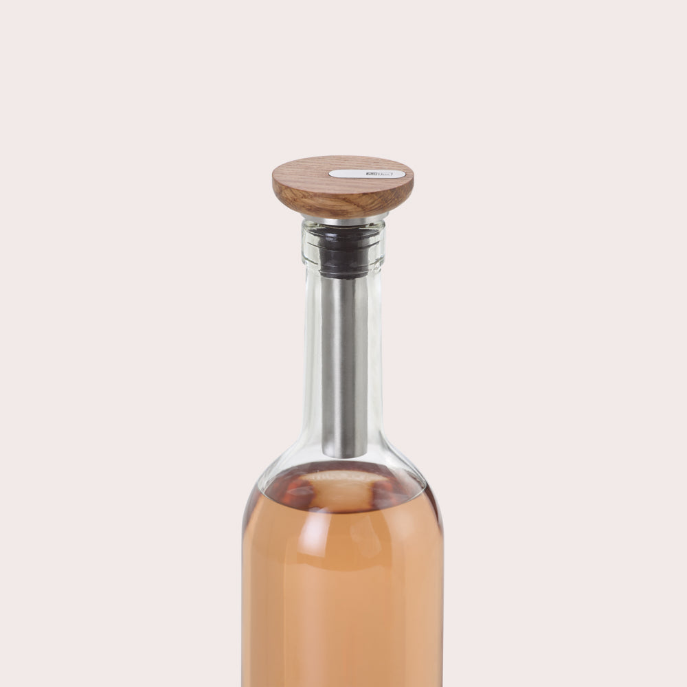 CasQ Wine Vacuum Pump & Bottle Stopper