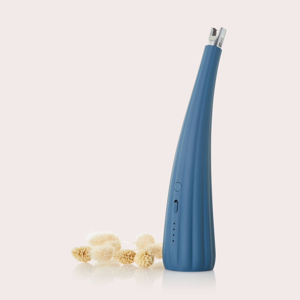 Arc Electric Table Lighter in Blue