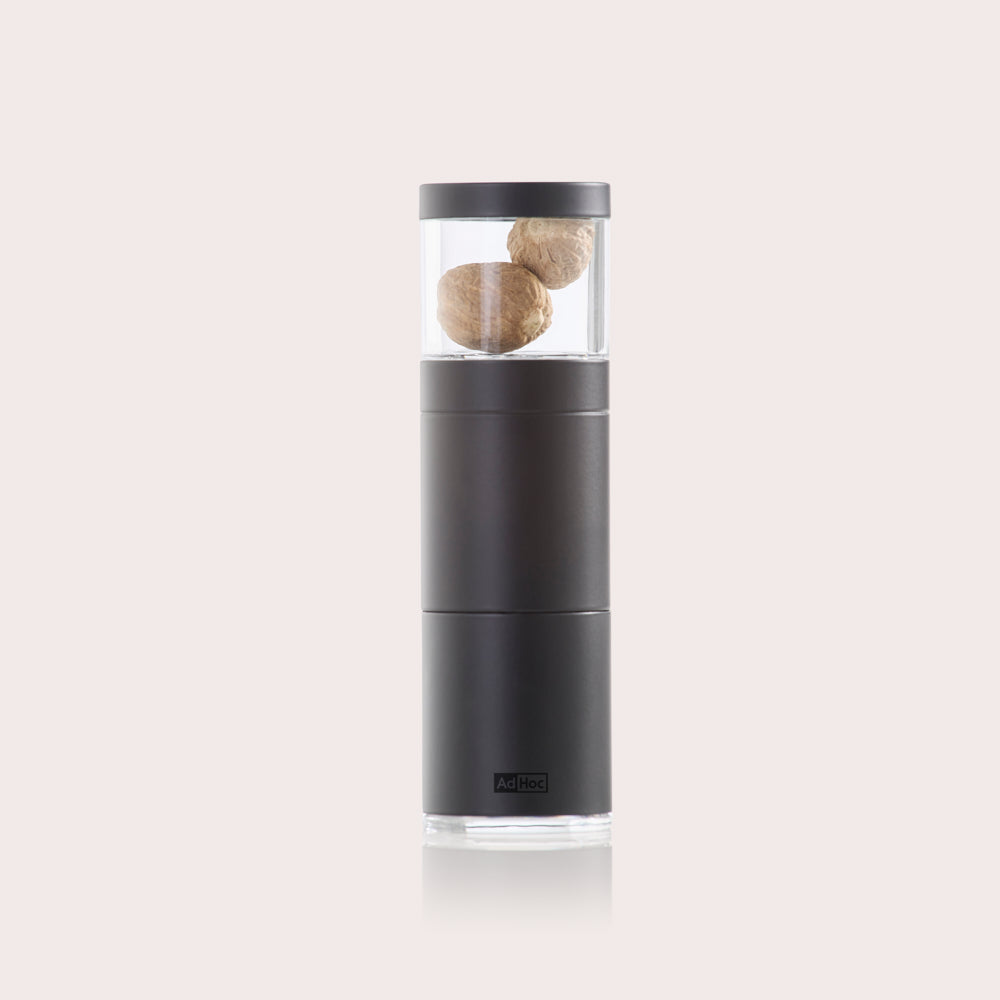 Muskatino Nutmeg Mill in Black