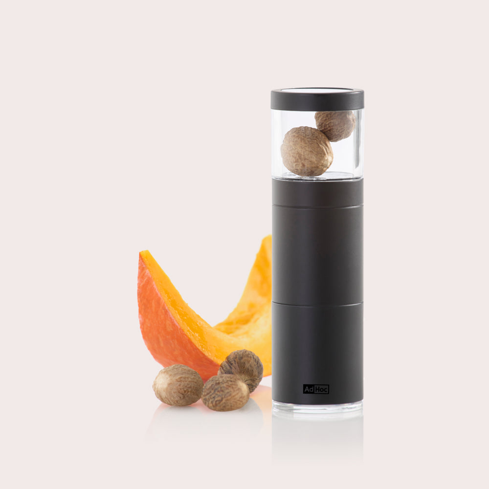 Muskatino Nutmeg Mill in Black